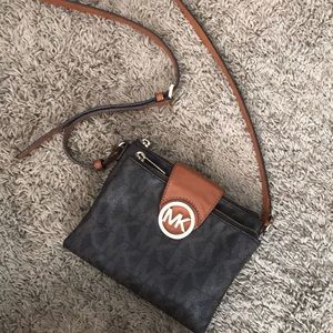 Michael Kors Crossbody